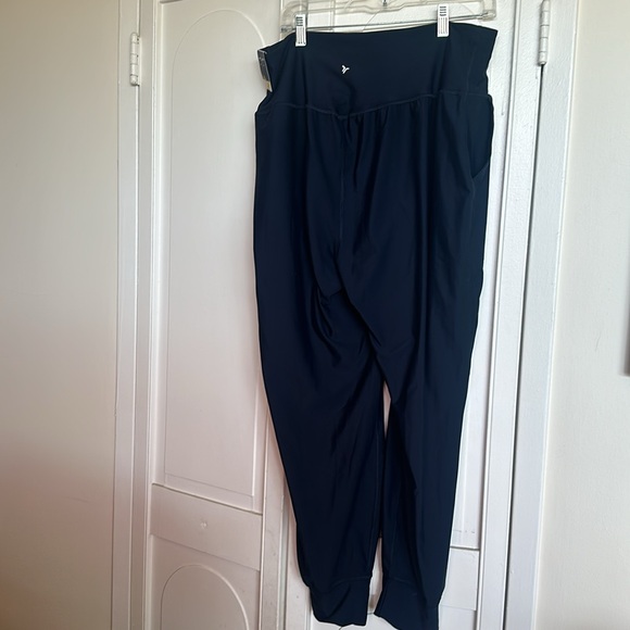 Old Navy Joggers - Picture 9 of 11